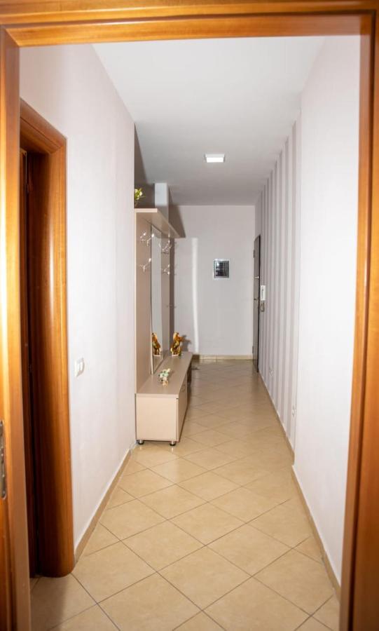 Colombo'S Apartment Vlore Luaran gambar