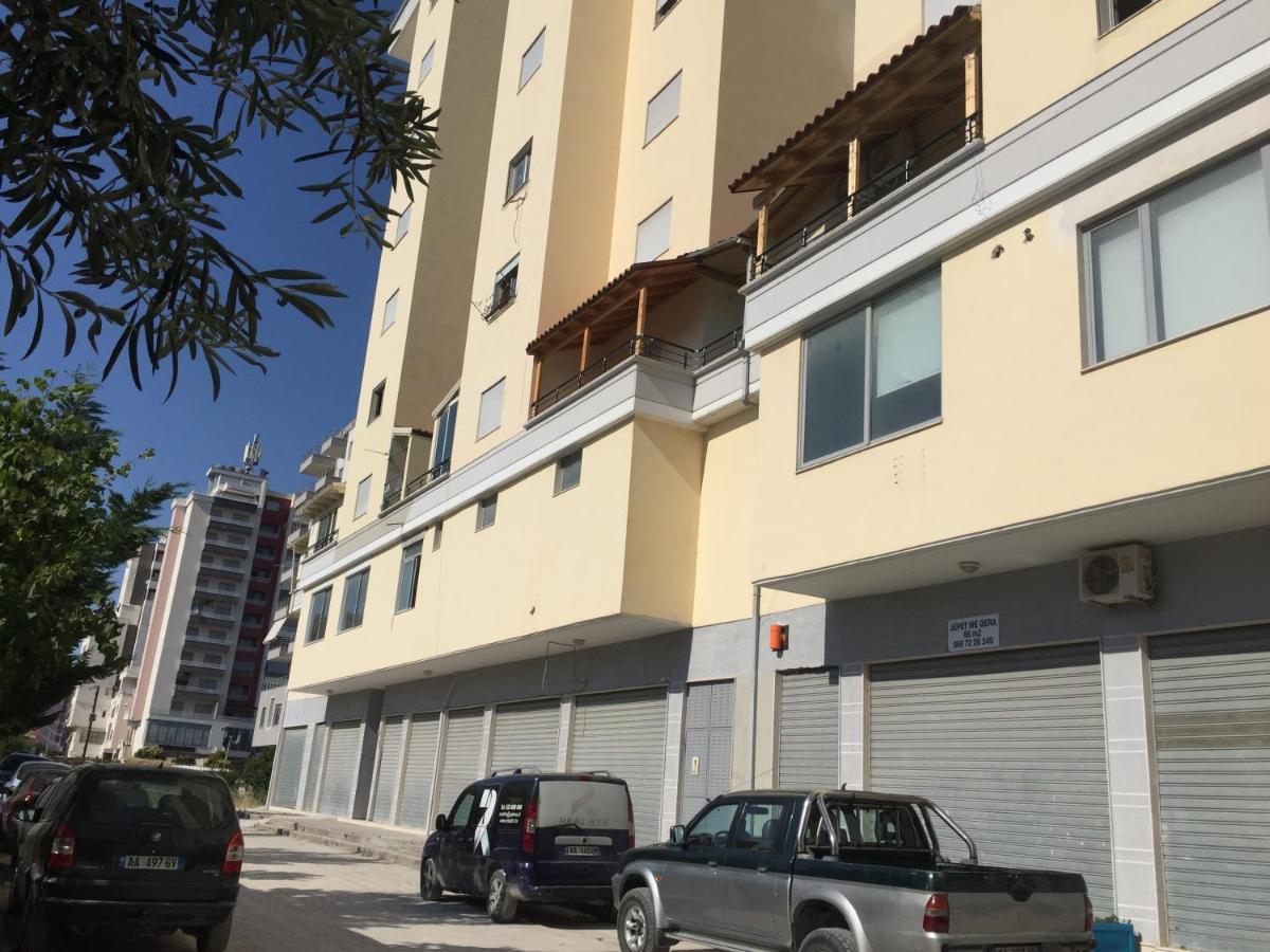 Colombo'S Apartment Vlore Luaran gambar